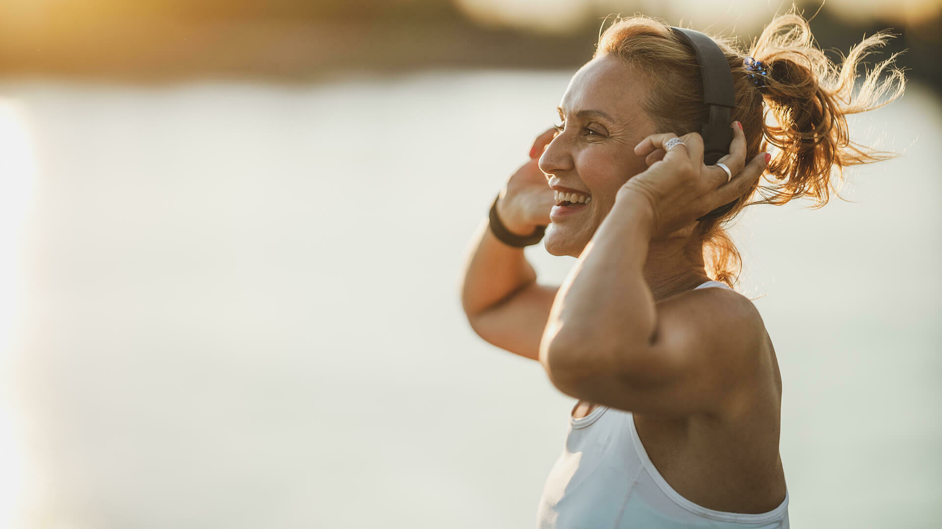 Hero services focus 2123779028