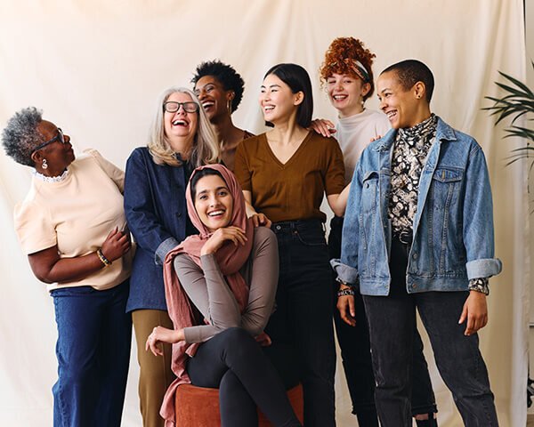 Community group women 600x480